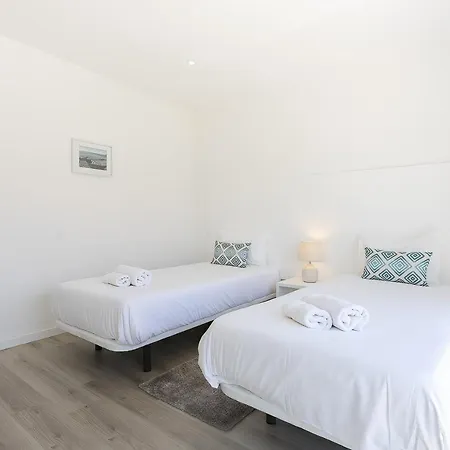 Vila Vane Salir de Porto